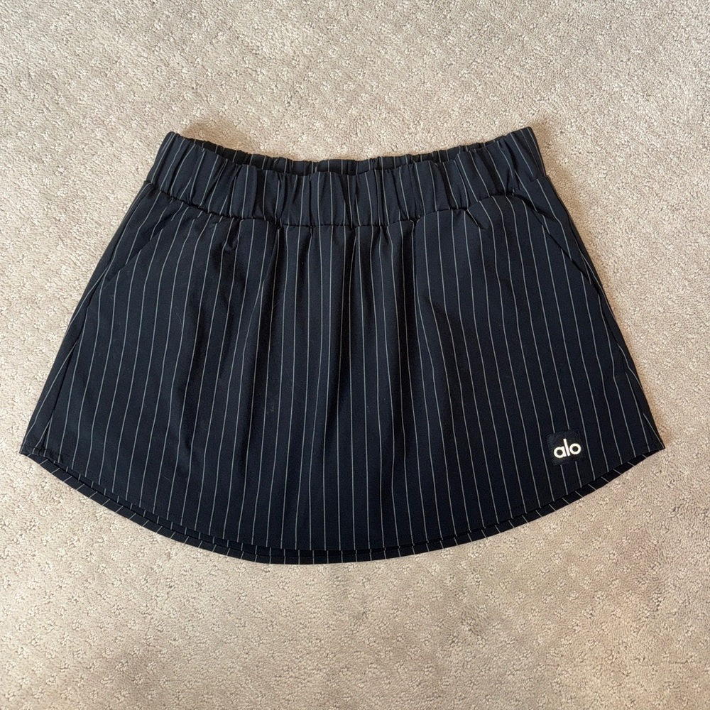 ALO Yoga Pinstripe Tennis Skirt - Size M